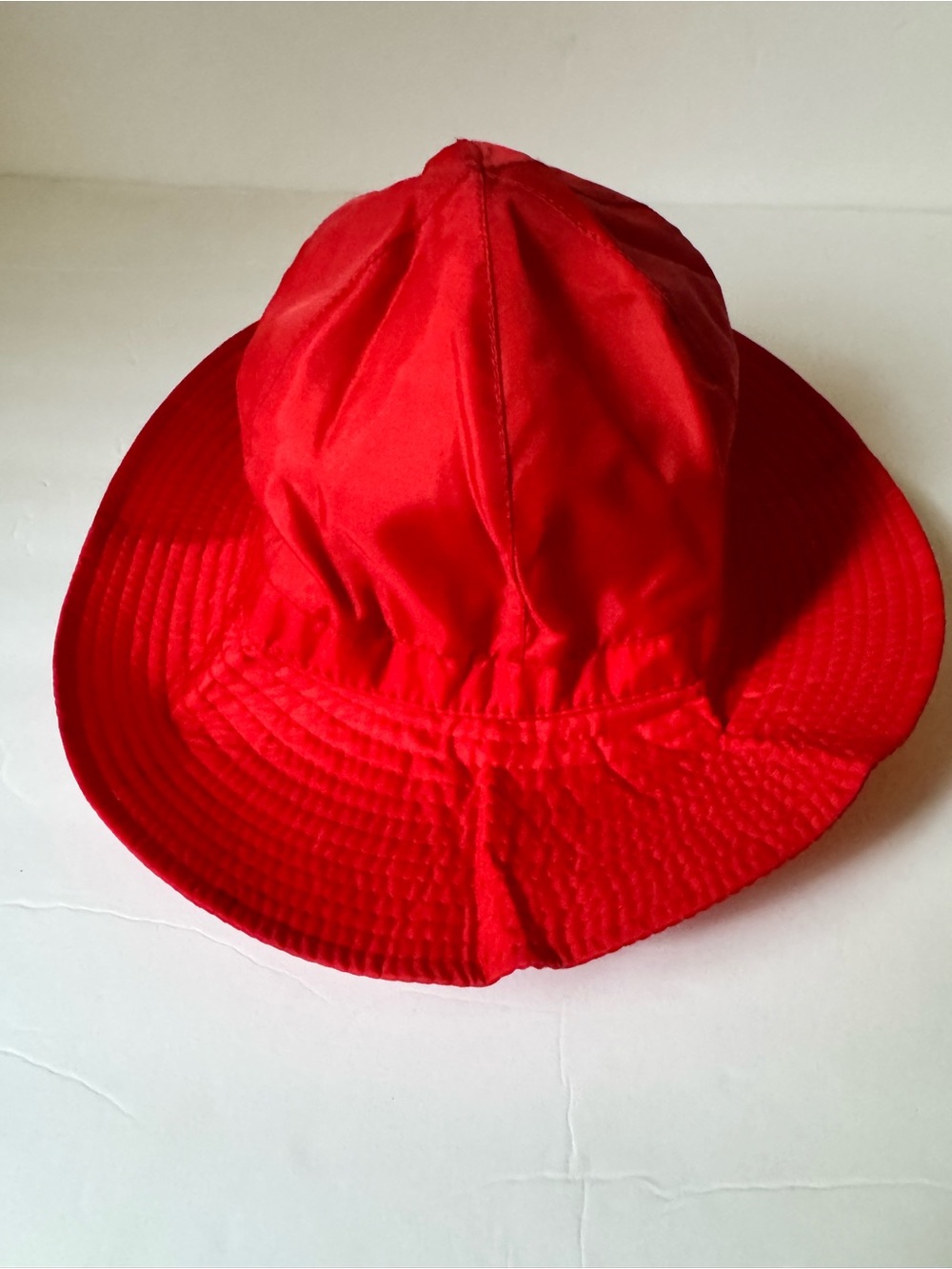 Totes Women’s OS Red Bucket Hat Rain Hat